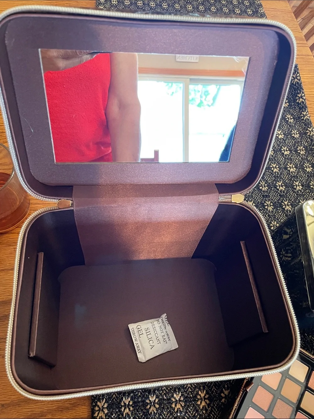 NIB Macy’s Travel Wardrobe Ultimate Makeup Case